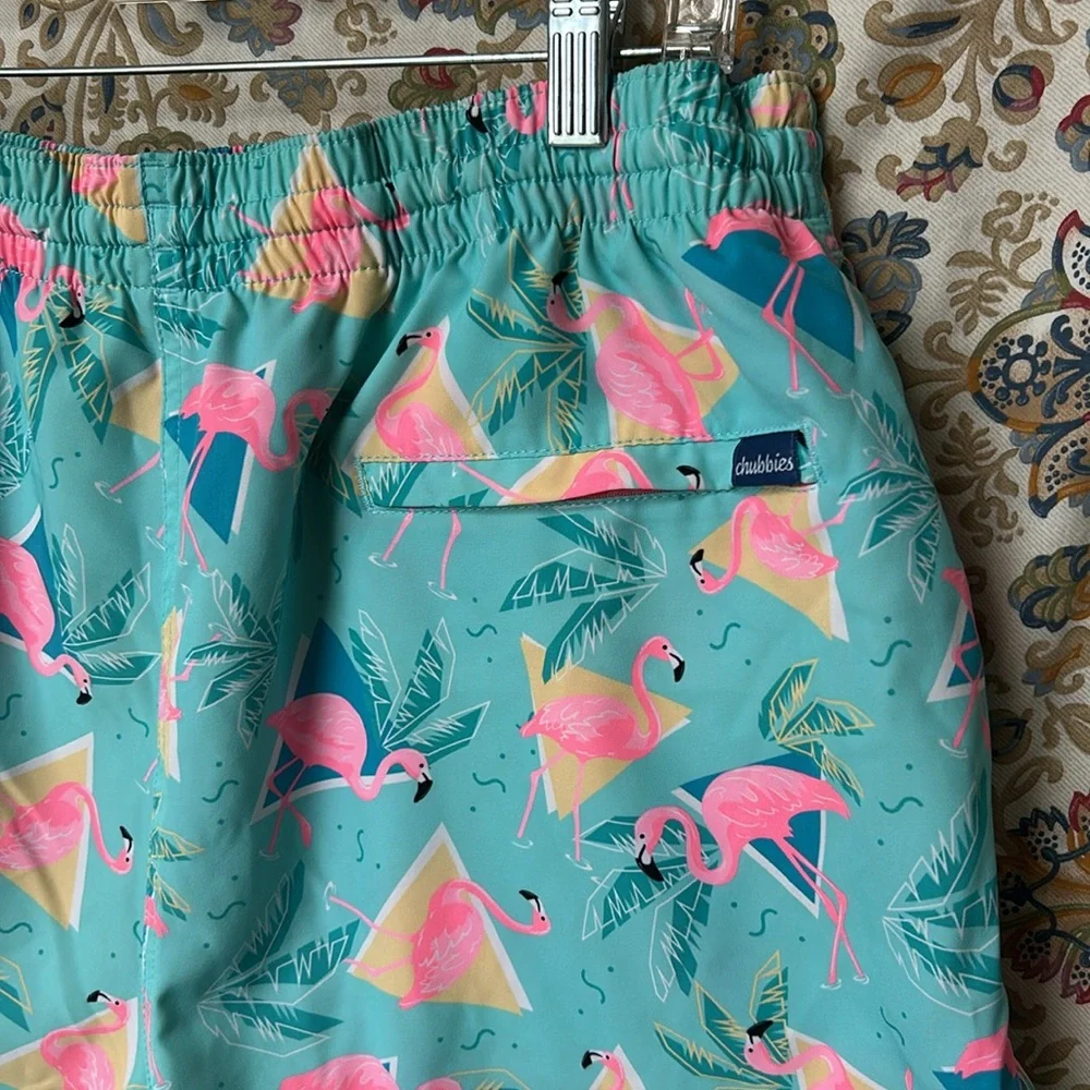 Chubbies Men’s Flamingo‎ Swim Trunks w/Elastic Band Blue/Pink Mesh Liner 2X